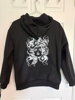 Women's Black Medusa Pullover Hoodie